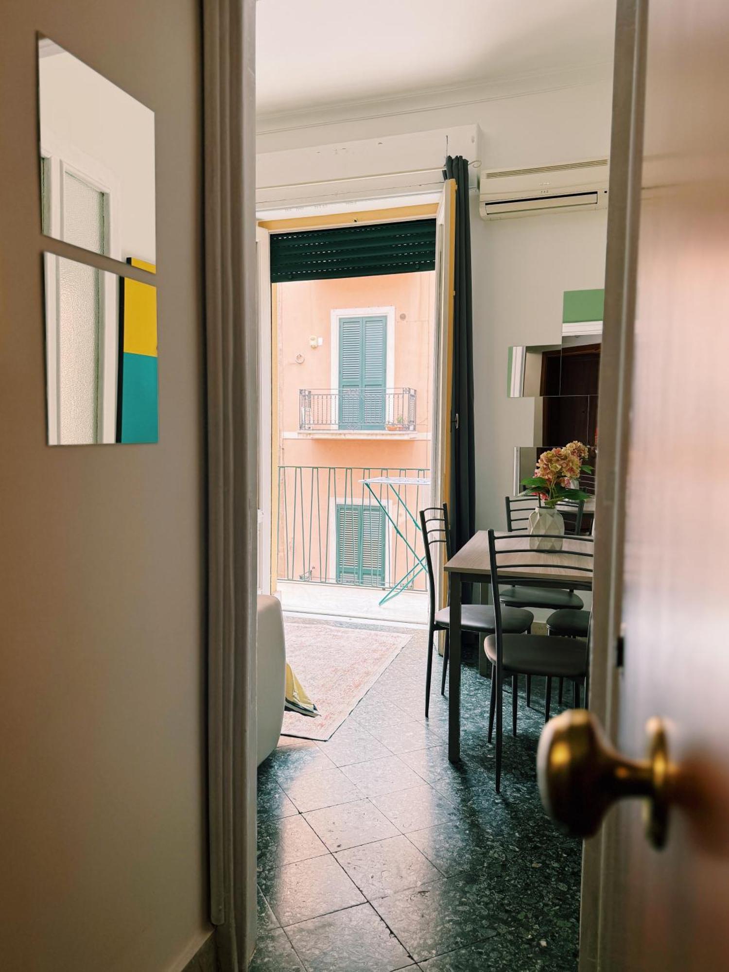 Ferienwohnung Quattru Passi Palermo Exterior foto